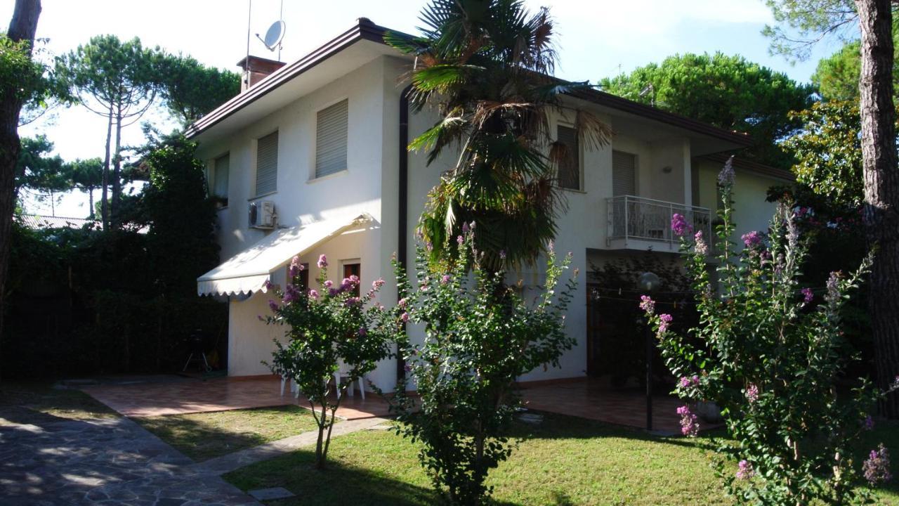 Villa- Barbara Lignano Sabbiadoro Exterior photo